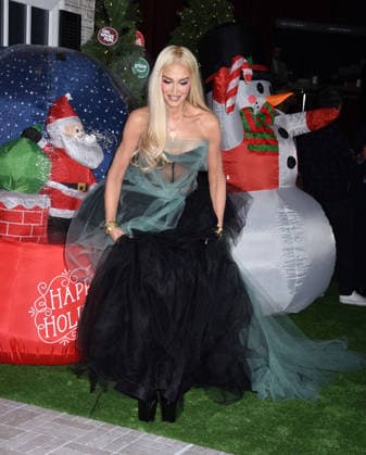 Celebrities attend the world premiere of Amazon MGM Studios Oh. What. Fun. in New York City Featuring: Gwen Stefani Where: New York, United Kingdom When: 02 Dec 2025 Credit: Darla Khazei INSTARimages EDITORIAL USE ONLY. NOT FOR USE BY NEWSPAPERS BASED IN THE UK. Copyright: xx instar55310604