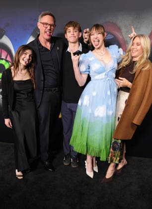 02 December 2025 - Hollywood, California - JAddison Grace Lillard, Matthew Lillard, Liam Lillard, Macey Lyn Lillard, Heather Helm. Universal Pictures Five Nights At Freddy s 2 Premiere held at The TCL Chinese Theatre Hollywood USA - ZUMAa123 20251202_zaa_a123_105 Copyright: xADx
