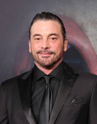 02 December 2025 - Hollywood, California - Skeet Ulrich. Universal Pictures Five Nights At Freddy s 2 Premiere held at The TCL Chinese Theatre Hollywood USA - ZUMAa123 20251202_zaa_a123_226 Copyright: xADx