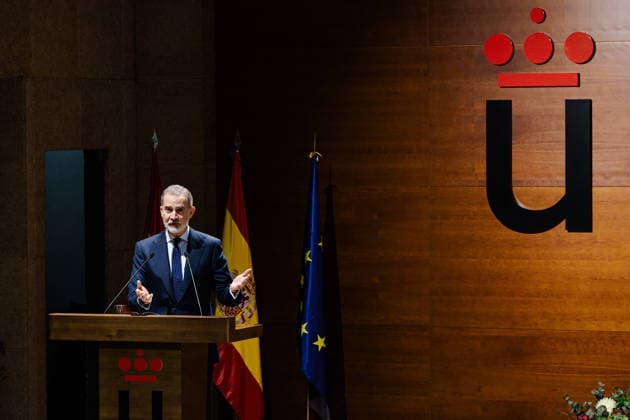 The King closes the conference on the role of the Crown in the Spanish democratization process King Felipe VI during the closing ceremony of the conference on the role of the Crown in the Spanish democratization process, at the Rey Juan Carlos University, on December 3, 2025, in Madrid Spain Organized by the Chair of Democratic Memory of the Rey Juan Carlos University, together with the Ministry of Territorial Policy and Democratic Memory, this is an academic meeting that will address the historical evolution and the role of the Crown in the Spanish democracy 03 DECEMBER 2025 Carlos Lujá Espana  Copyright: xCarlosxLujanx 7145204