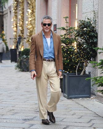 American actor Chris Pine, strolling through the streets of Milan s city center, then, together with a friend, enters the Ralph Lauren boutique for some shopping, and takes a taxi back to the hotel.  Copyright: xMimmoxCarrierox xipa-agency.netx xMIMMOxCARRIERO-x IPA_Agency_IPA68681849
