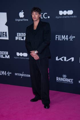 November 30, 2025, London, United Kingdom: Tom Blyth attends The 28th British Independent Film Awards at The Roundhouse. London United Kingdom - ZUMAs197 20251130_aaa_s197_1000 Copyright: xLoredanaxSangiulianox