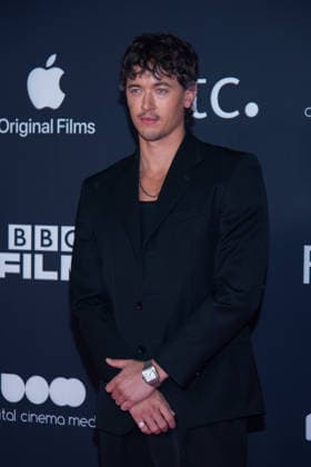 November 30, 2025, London, United Kingdom: Tom Blyth attends The 28th British Independent Film Awards at The Roundhouse. London United Kingdom - ZUMAs197 20251130_aaa_s197_999 Copyright: xLoredanaxSangiulianox