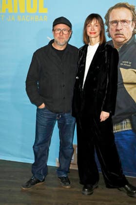 Bjarne Mädel and Katharina Marie Schubert at the preview of the NDR comedy Prange Man ist ja Nachbar at UCI Mundsburg, Hamburg, 03 12 2025 Foto:xC.xTamckex xFuturexImagex prange_5215