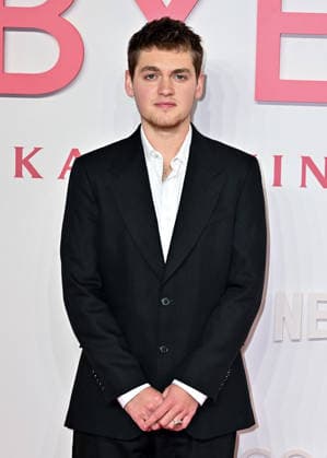 Joe Anders attends Goodbye June World Premiere at Curzon Mayfair in London, England. UK. Wednesday 3rd December 2025 Copyright: xJamesxWarrenx ae17p722