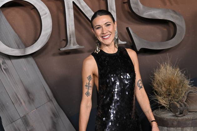 Elle Maija Tailfeathers at the premiere of the Netflix series The Abandons at the Netflix Tudum Theater Los Angeles, 03 12 2025 Foto:xD.xStarbuckx xFuturexImagex abandons_5284