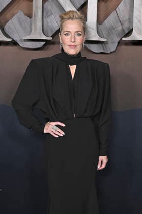 Gillian Anderson at the premiere of the Netflix series The Abandons at the Netflix Tudum Theater Los Angeles, 03 12 2025 Foto:xD.xStarbuckx xFuturexImagex abandons_5315