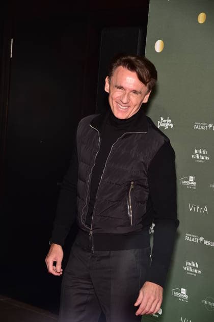 2 Kindeswohl Berlin Charity Gala 2025 Harald Gerome Huth, Mall of Berlin arrival, red carpet 2 Kindeswohl Berlin Charity Gala 2025Ò at the Hotel Pullman Berlin Schweizerhof in Berlin on 04 12 2025 Photopress Mueller