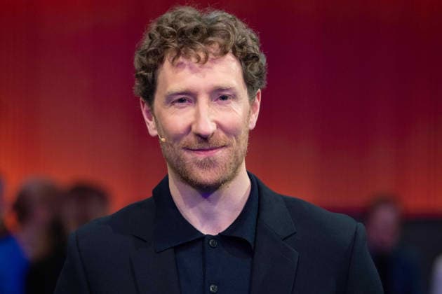 Louis KLAMROTH, moderator, portrait, portrait, cropped single image, single motif, Hanns Joachim Friedrichs Prize 2025, award ceremony on 04 12 2025, in Cologne