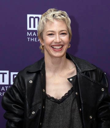 December 4, 2025, New York, Ny, United States: Carrie Coon attends the press event of the new production Bug . Held at Manhattan Theatre Club Studios in New York. Zuma Press December 4, 2025. New York United States - ZUMAp281 20251204_zea_p281_006 Copyright: xPhotoxImagexPressx
