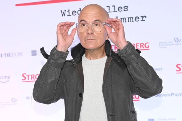 Christoph Maria Herbst at the fan premiere of the movie Stromberg Again everything as usual at the Cinedom Cologne, 04 12 2025 Foto:xC.xAdolph xFuturexImagex stromberg_koeln_5232