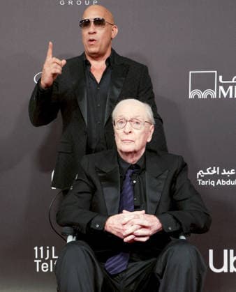 Red Sea Film Festival Opening Ceremony - Jeddah Vin Diesel poses behind Michael Caine on the red carpet of the opening ceremony of the 5th edition of the Red Sea Film Festival in Jeddah, Saudi Arabia, on December 4, 2025. Caine received the Red Sea Honoree Award. Photo by Balkis Press ABACAPRESS.COM Jeddah Saudi Arabia  Copyright: xBalkisxPress ABACAx