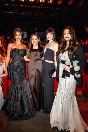 Red Sea Film Festival Opening Ceremony - Jeddah L-R : Kirsten Dunst, Jomana Alrashid, Dakota Johnson and Aishwarya Rai Bachchan attend the opening ceremony of the 5th edition of the Red Sea Film Festival in Jeddah, Saudi Arabia, on December 4, 2025. Photo by Balkis Press ABACAPRESS.COM Jeddah Saudi Arabia  Copyright: xBalkisxPress ABACAx