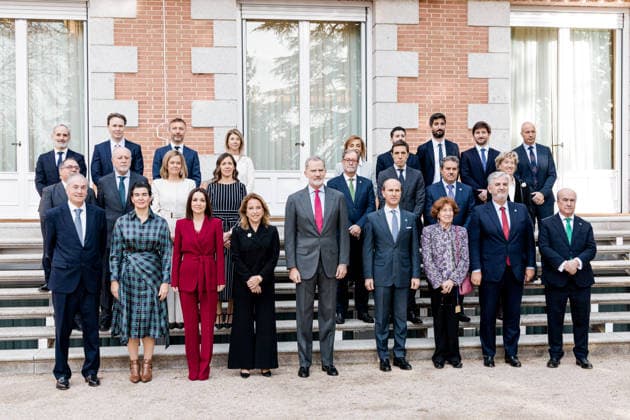 The King receives in audience the Board of Trustees of the Camilo José Cela University King Felipe VI receives in audience a representation of the Board of Trustees of the Camilo José Cela University, at La Zarzuela Palace, on December 5, 2025, in Madrid Spain The audience takes place on the occasion of the 25th anniversary of the Camilo José Cela University, which was founded in 2000 The Board of Trustees of the Camilo José Cela University is responsible for overseeing and guiding the institution in its operation and development and is composed of prominent members from various fields 05 DECEMBER 2025 AUDIENCE Carlos Lujá Madrid Madrid Spain  Copyright: xCarlosxLujanx 7149587