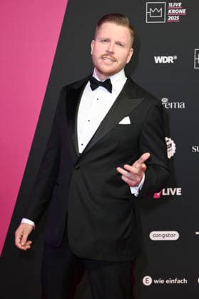 Finch at the 26 award ceremony of the 1Live Krone 2025 in the Lokschuppen Bielefeld, 04 12 2025 geislerfp_krone2025_5571