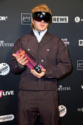 Ski Aggu at the 26 award ceremony of the 1Live Krone 2025 in the Lokschuppen Bielefeld, 04 12 2025 geislerfp_krone2025_6091