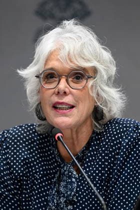 December 5, 2025, Vatican City, Rome, Vatican: Press conference for the Concert with the Poor. Pictured: Christiane Murray Vatican City, Dec 5th, 2025 Vatican City Vatican  - ZUMAa289 20251205_zia_a289_125 Copyright: xMariaxLauraxAntonelli Agfx