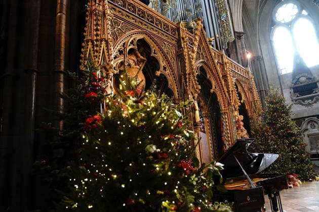Together At Christmas carol service 2025 The grand piano inside the Abbey ahead of the Together At Christmas carol service at Westminster Abbey in London. Picture date: Friday December 5, 2025., Credit:Aaron Chown Avalon UK, London  Copyright: xAaronxChownx xAvalonx 1056771554