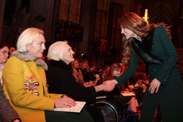 Members Of The Royal Family Attend The Together At Christmas Carol Service LONDON, ENGLAND - DECEMBER 05: Annabel Bosher and Dame Mary Berry speak with Catherine, Princess of Wales at the Together At Christmas Carol Service at Westminster Abbey on December 05, 2025 in London, England. Led by The Princess and supported by The Royal Foundation, the annual event offered a chance to pause and reflect on the values of love, compassion, and the connections we share. The service also highlighted remarkable individuals from across the UK who have demonstrated extraordinary kindness, empathy, and support within their communities., Credit:Chris Jackson Avalon United Kingdom, England, London, Westminster Abbey  Copyright: xChrisxJacksonx xAvalonx 1056773135