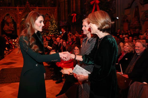 Members Of The Royal Family Attend The Together At Christmas Carol Service LONDON, ENGLAND - DECEMBER 05: Catherine, Princess of Wales speaks with guests at the Together At Christmas Carol Service at Westminster Abbey on December 05, 2025 in London, England. Led by The Princess and supported by The Royal Foundation, the annual event offered a chance to pause and reflect on the values of love, compassion, and the connections we share. The service also highlighted remarkable individuals from across the UK who have demonstrated extraordinary kindness, empathy, and support within their communities., Credit:Chris Jackson Avalon United Kingdom, England, London, Westminster Abbey  Copyright: xChrisxJacksonx xAvalonx 1056773175