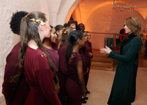 Members Of The Royal Family Attend The Together At Christmas Carol Service LONDON, ENGLAND - DECEMBER 05: Catherine, Princess of Wales speaks with members of the choir at the Together At Christmas Carol Service at Westminster Abbey on December 05, 2025 in London, England. Led by The Princess and supported by The Royal Foundation, the annual event offered a chance to pause and reflect on the values of love, compassion, and the connections we share. The service also highlighted remarkable individuals from across the UK who have demonstrated extraordinary kindness, empathy, and support within their communities., Credit:Chris Jackson Avalon United Kingdom, England, London, Westminster Abbey  Copyright: xChrisxJacksonx xAvalonx 1056773783