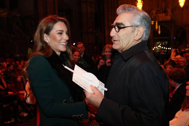 Members Of The Royal Family Attend The Together At Christmas Carol Service LONDON, ENGLAND - DECEMBER 05: Catherine, Princess of Wales speaks with Eugene Levy at the Together At Christmas Carol Service at Westminster Abbey on December 05, 2025 in London, England. Led by The Princess and supported by The Royal Foundation, the annual event offered a chance to pause and reflect on the values of love, compassion, and the connections we share. The service also highlighted remarkable individuals from across the UK who have demonstrated extraordinary kindness, empathy, and support within their communities., Credit:Chris Jackson Avalon United Kingdom, England, London, Westminster Abbey  Copyright: xChrisxJacksonx xAvalonx 1056773819