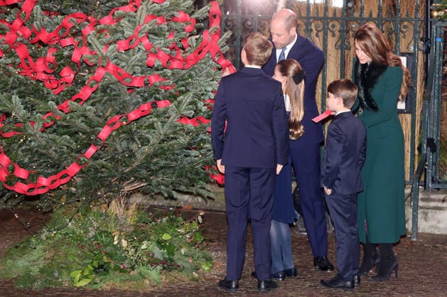 Members Of The Royal Family Attend The Together At Christmas Carol Service LONDON, ENGLAND - DECEMBER 05: Prince George of Wales, Prince William, Prince of Wales, Princess Charlotte of Wales, Prince Louis of Wales and Catherine, Princess of Wales attend the Together At Christmas Carol Service at Westminster Abbey on December 05, 2025 in London, England. Led by The Princess and supported by The Royal Foundation, the annual event offered a chance to pause and reflect on the values of love, compassion, and the connections we share. The service also highlighted remarkable individuals from across the UK who have demonstrated extraordinary kindness, empathy, and support within their communities., Credit:Chris Jackson Avalon United Kingdom,  Copyright: xChrisxJacksonx xAvalonx 1056773868
