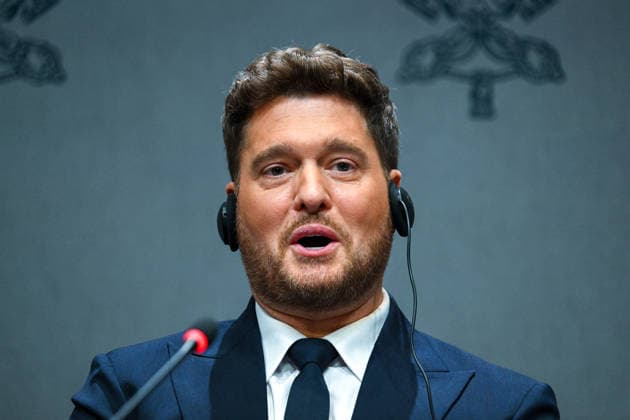 ITALY - PRESS CONFERENCE IN OCCASIONE DELLA PRESENTAZIONE DEL CONCERTO PER I POVERI AT THE VATICAN - 2025 12 5 Italy, Rome, Vatican, 2025 12 5.Michael Steven Bublé during a Press conference for the Concert with the Poor. at the Vatican. Pictured are da sinista Don marco Frisina ,Serena Autieri, Michael Steven Bublé and Gualtiero Ventura EDITORIAL USE ONLY - NO BOOKS Copyright: xALESSIAxGIULIANIx