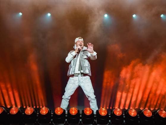 04 12 2025, Schladming, AUT, On the road in Styria, Ski Opening 2025, concert, in the picture Backstreet Boys, feature, overview, Planai Stadium, feature, fan, concert,