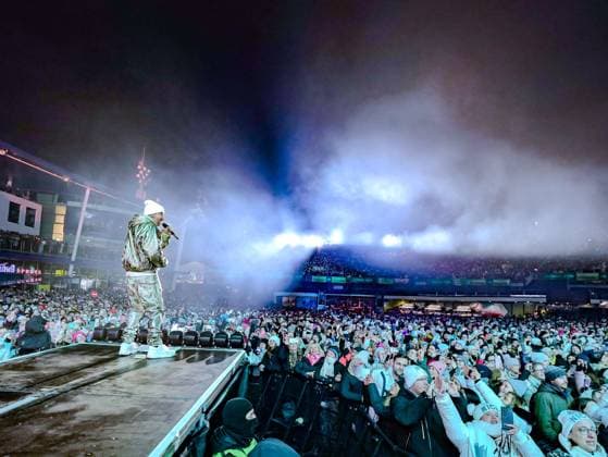04 12 2025, Schladming, AUT, On the road in Styria, Ski Opening 2025, concert, in the picture Backstreet Boys, feature, overview, Planai Stadium, feature, fan, concert,