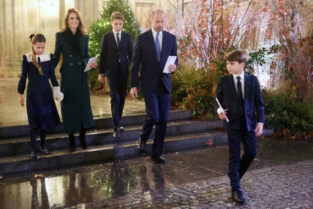 Members Of The Royal Family Attend The Together At Christmas Carol Service LONDON, ENGLAND - DECEMBER 05: Princess Charlotte of Wales, Catherine, Princess of Wales, Prince George of Wales, Prince William, Prince of Wales and Prince Louis of Wales depart from the Together At Christmas Carol Service at Westminster Abbey on December 05, 2025 in London, England. Led by The Princess and supported by The Royal Foundation, the annual event offered a chance to pause and reflect on the values of love, compassion, and the connections we share. The service also highlighted remarkable individuals from across the UK who have demonstrated extraordinary kindness, empathy, and support within their communities., Credit:Chris Jackson Avalon United Kin  Copyright: xChrisxJacksonx xAvalonx 1056827931