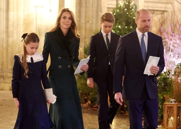 Members Of The Royal Family Attend The Together At Christmas Carol Service LONDON, ENGLAND - DECEMBER 05: Princess Charlotte of Wales, Catherine, Princess of Wales, Prince George of Wales and Prince William, Prince of Wales depart from the Together At Christmas Carol Service at Westminster Abbey on December 05, 2025 in London, England. Led by The Princess and supported by The Royal Foundation, the annual event offered a chance to pause and reflect on the values of love, compassion, and the connections we share. The service also highlighted remarkable individuals from across the UK who have demonstrated extraordinary kindness, empathy, and support within their communities., Credit:Chris Jackson Avalon United Kingdom, England, London,  Copyright: xChrisxJacksonx xAvalonx 1056827998