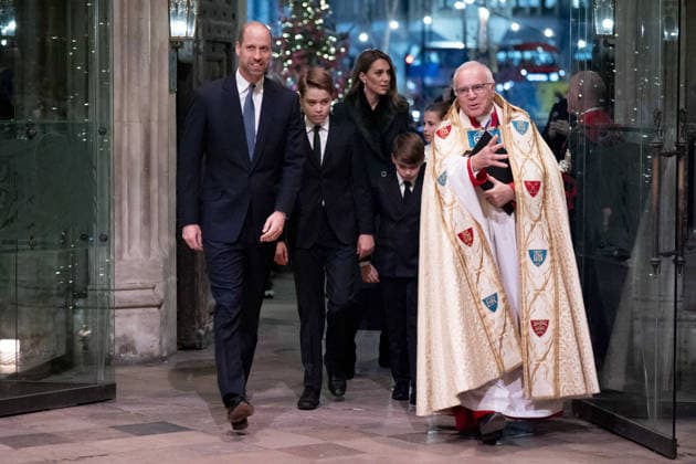Together At Christmas carol service 2025 The Prince and Princess of Wales and their children Prince George, Prince Louis (centre) and Princess Charlotte arrive for the Together At Christmas carol service at Westminster Abbey in London. Picture date: Friday December 5, 2025., Credit:Aaron Chown Avalon UK, London  Copyright: xAaronxChownx xAvalonx 1056828169