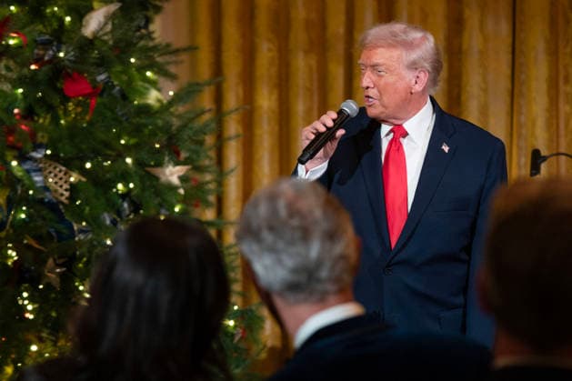 President Trump and First Lady attend Andrea Bocelli Concert President Donald Trump delivers remarks during a concert by Andrea Bocelli in the East Room of the White House on Friday December 5, 2025 in Washington, DC. (Photo by Leigh Vogel Pool ABACAPRESS.COM) Washington DC  Copyright: xPool ABACAx
