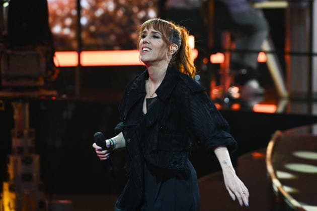 The Telethon show in Paris FA French songer Zaz performs during the Telethon show on France Television in Paris on December 5, 2025. Photo by Firas Abdullah ABACAPRESS.COM Paris Ile-de-France France  Copyright: xAbdullahxFiras ABACAx