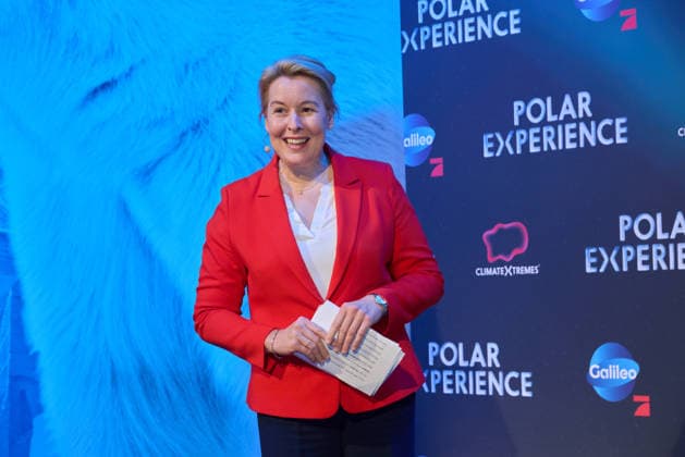 Franziska Giffey Opening of the exhibition POLAR EXPERIENCE The immersive exhibition about the Arctic and Antarctic in the Arena Berlin on 05 12 2025 Opening Polar Experience