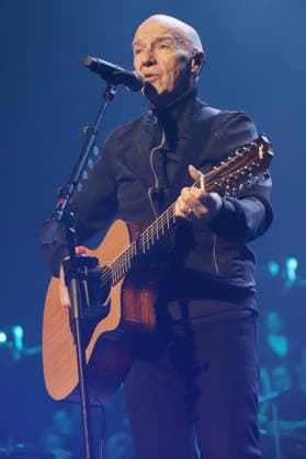 Night of the Proms Hamburg Midge Ure, Night of the Proms, Barclays Arena, Hamburg, 05 12 2025 Copyright: xEventpressxBecherx