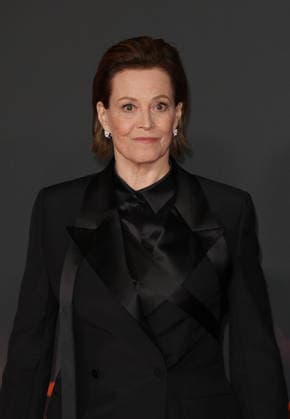 Sigourney Weaver Avant première du film Avatar Fire and Ash Avatar de Feu et de Cendres à la Seine Musicale de Boulogne Billancourt le 5 décembre 2025 Coadic Guirec Bestimage Preview screening of the film Avatar Fire and Ash at the Seine Musicale in Boulogne Billancourt on December 5, 2025 Paris France  Copyright: xCOADICxGUIRECx xBESTIMAGExCOADICxGUIRECx xBESTIMAGEx