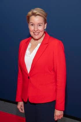 ABBberlin Franziska Giffey SPD politician at the world premiere of POLAR EXPERIENCE The immersive exhibition about the Arctic and Antarctic at Arena Berlin on 05 12 2025 Berlin Germany