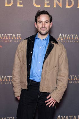Avatar: Fire And Ash European Premiere Guest and VIP - Paris AJ Roseandpunani attends the Avatar: Fire And Ash European Premiere on December 5, 2025 at the Seine Musicale in Boulogne-Billancourt, near Paris, France. Photo by Alexis Jumeau ABACAPRESS.COM Paris France  Copyright: xJumeauxAlexis ABACAx
