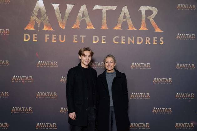 Avatar: Fire And Ash European Premiere Guest and VIP - Paris AJ Anne-Sophie Lapix and her son Aurelien attend the Avatar: Fire And Ash European Premiere on December 5, 2025 at the Seine Musicale in Boulogne-Billancourt, near Paris, France. Photo by Alexis Jumeau ABACAPRESS.COM Paris France  Copyright: xJumeauxAlexis ABACAx