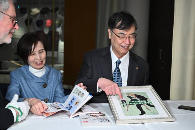 Shimon Sakaguchi, laureate in medicine, donates a personal item to the Nobel Museum in Stockholm, Sweden, December 6, 2025 STOCKHOLM SWEDEN x10090x  Copyright: xClaudioxBresciani TTx NOBEL CHAIRS ARE SIGNED BY THE PRIZE WINNERS j8WAoVOLMcs