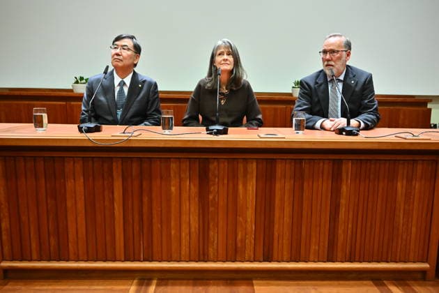 STOCKHOLM, SWEDEN 20251206 Shimon Sakaguchin, Mary E Brunkow and Fred Ramsdell, this years Nobel Laureates in Physiology or Medicine, during a press conference at the Nobel Forum in Stockholm, Sweden, December 6, 2025 STOCKHOLM SWEDEN x10090x  Copyright: xClaudioxBresciani TTx PRESSTRÄFF MED NOBELPRISTAGARNA I FYSIOLOGI ELLER MEDICIN 1sX8vLN8g6s