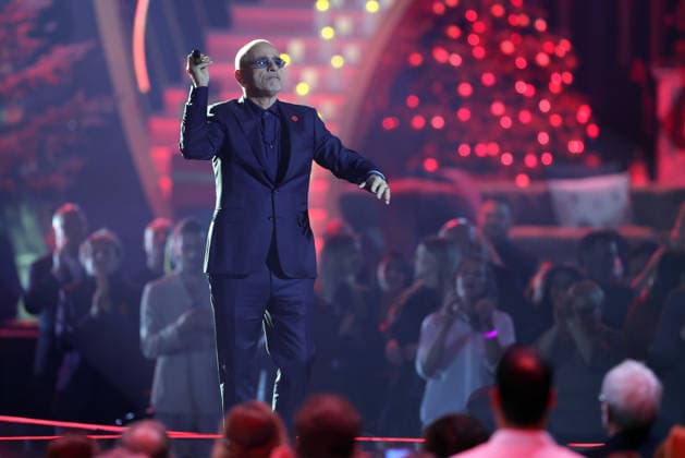 The Great Christmas Show 2025 Eros Ramazzotti Italian pop singer, songwriter and music producer The Great Christmas Show presented by Giovanni Zarrella ZDF Live broadcast from 04 12 2025 in the Baden Arena Offenburg Offenburg, Baden Württemberg, Germany