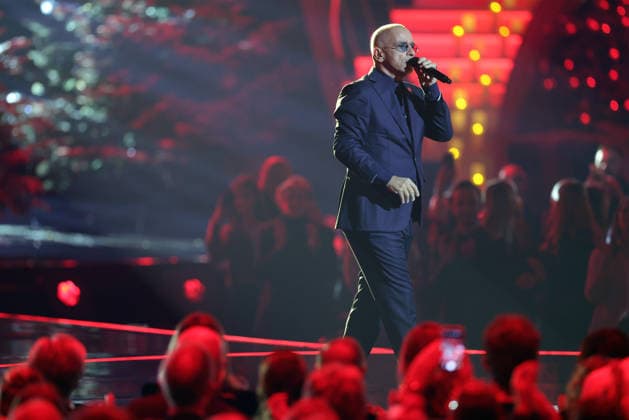 The Great Christmas Show 2025 Eros Ramazzotti Italian pop singer, songwriter and music producer The Great Christmas Show presented by Giovanni Zarrella ZDF Live broadcast from 04 12 2025 in the Baden Arena Offenburg Offenburg, Baden Württemberg, Germany