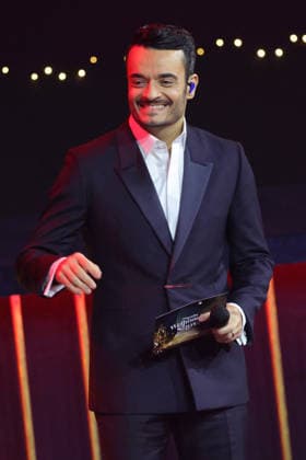 Die große Weihnachtsshow 2025 Moderator Giovanni Zarrella Die große Weihnachtsshow präsentiert von Giovanni Zarrella ZDF Live Sendung vom 04 12 2025 in der Baden Arena Offenburg Offenburg, Baden Württemberg, Germany
