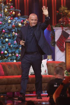 The Great Christmas Show 2025 Presenter Giovanni Zarrella and Eros Ramazzotti Italian pop singer, songwriter and music producer The Great Christmas Show presented by Giovanni Zarrella ZDF Live broadcast from 04 12 2025 in the Baden Arena Offenburg Offenburg, Baden Württemberg, Germany