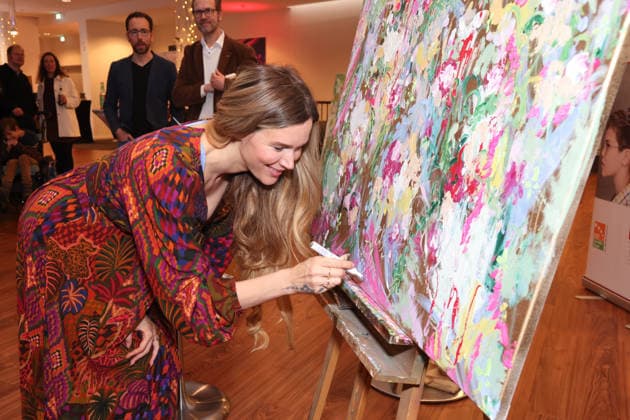British soul pop singer and actress Joss Stone, real name Joscelyn Eve Stoker, used a performance at the Night of the Proms at Barclays Arena in Hamburg to raise awareness of childhood dementia She is an ambassador for the NCL Foundation Before the show, she and artist Juliane Golbs painted a picture to be auctioned off for the benefit