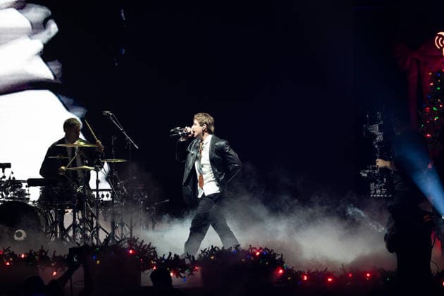 December 6, 2025, Inglewood, California, USA: The Kid LAROI performing during Heart Radio Jingle Ball 2025 at the Intuit Dome in Inglewood California on December 5th, 2025. Inglewood USA - ZUMAt169 20251206_zep_t169_001 Copyright: xConnorxTerryx