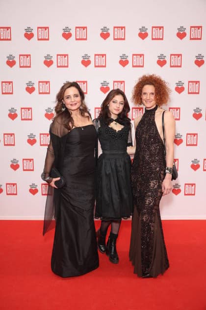 Donation gala Ein Herz für Kinder 2025 Elisabeth Lanz, Maria Lanz and Barbara Lanz at the TV donation gala Ein Herz für Kinder at Studio Adlershof on 06 12 2025 in Berlin Copyright: xEventpressxKochanx